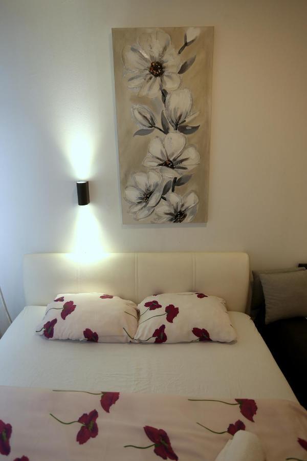 Apartments Rooms Fontane Trnje - Free Parking زغرب المظهر الخارجي الصورة