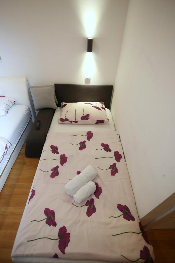 Apartments Rooms Fontane Trnje - Free Parking زغرب المظهر الخارجي الصورة
