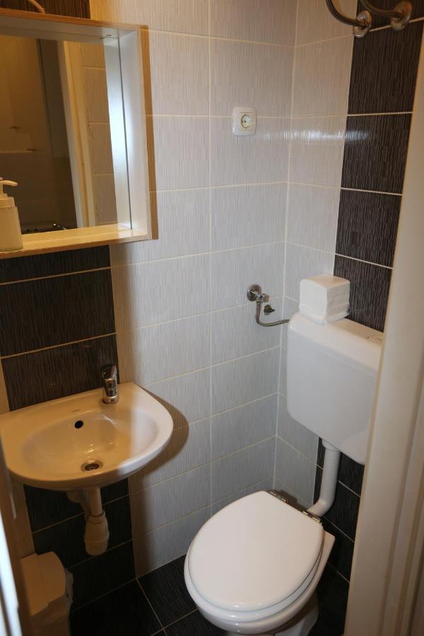 Apartments Rooms Fontane Trnje - Free Parking زغرب المظهر الخارجي الصورة